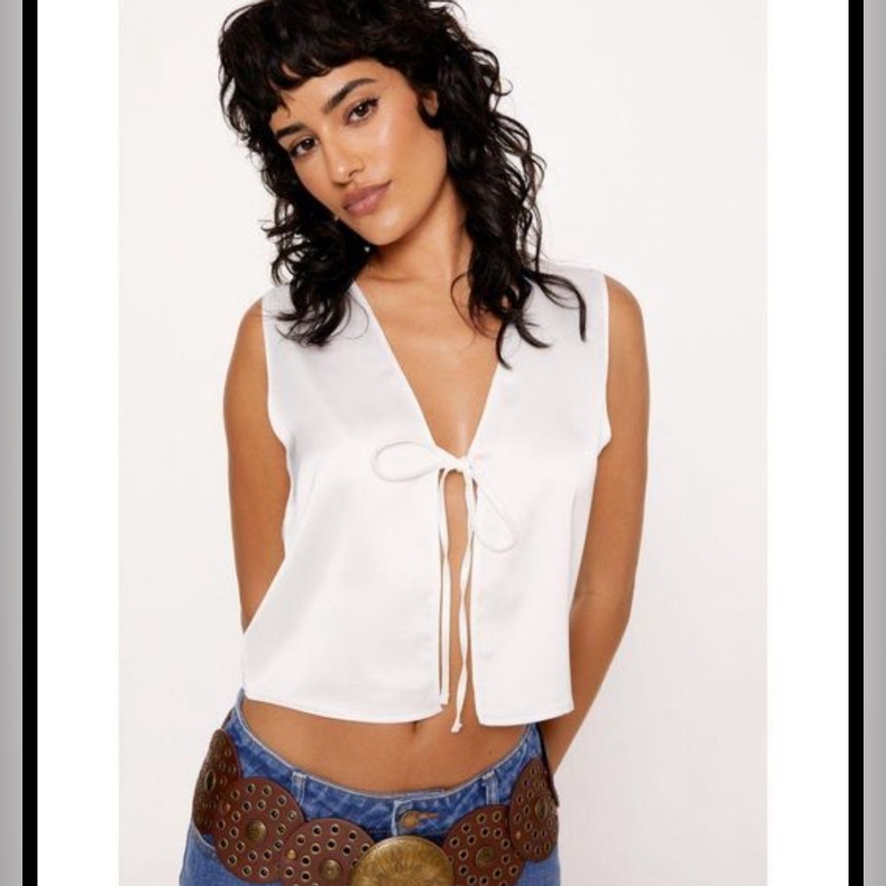 NWT - Satin Center Tie Tank Top Blouse